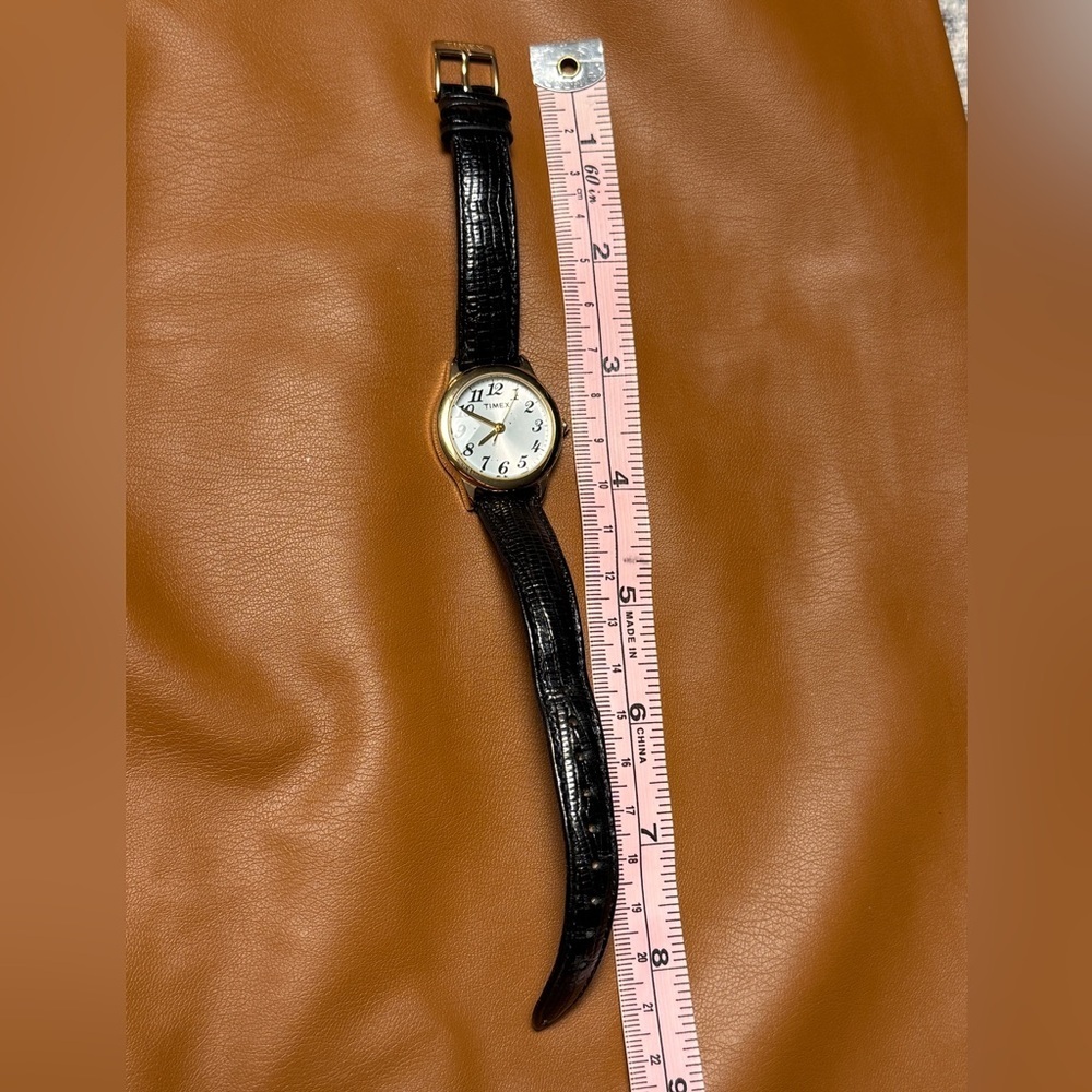 Vintage Timex Black Gold Watches (2) - Picture 6 of 7